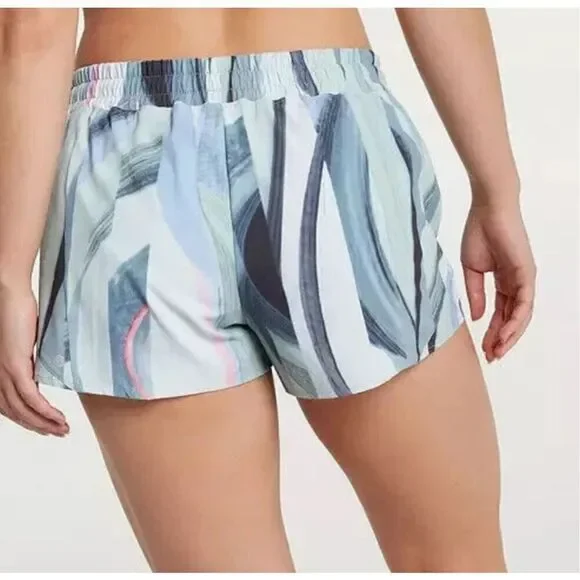 Calia Mid-Rise Infinity Shorts XL | 3” Inseam, Succulent Green, Run Collection - Picture 4 of 14